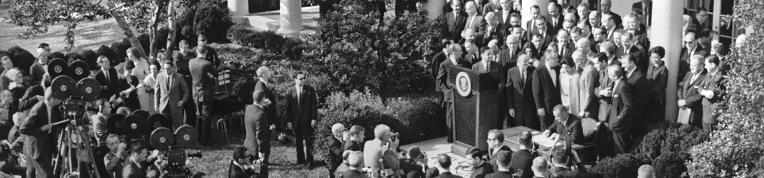 HISTORY HEADER CROPPED-1965-09-29_WhiteHouse_LBJ_RoseGarden-8