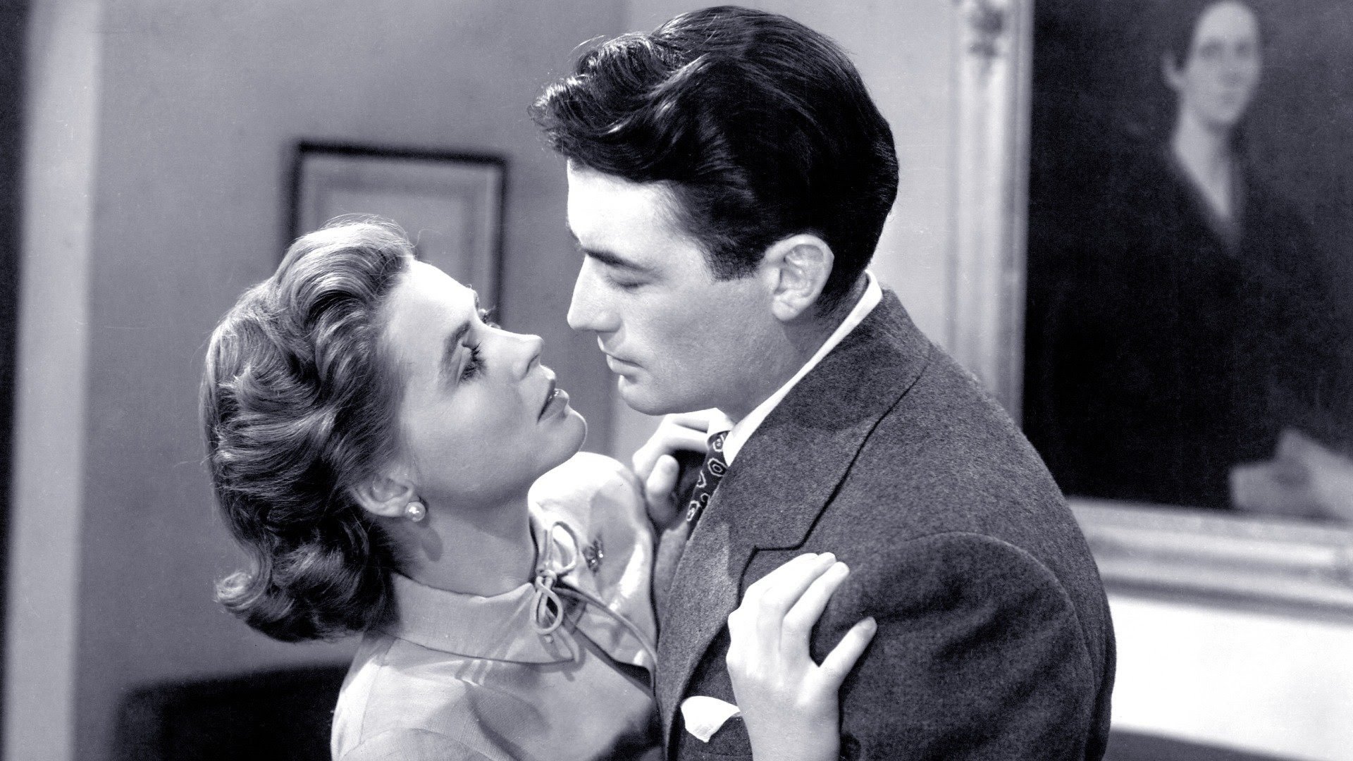 GENTLEMAN'S AGREEMENT film still of Gregory Peck and Dorothy McGuire