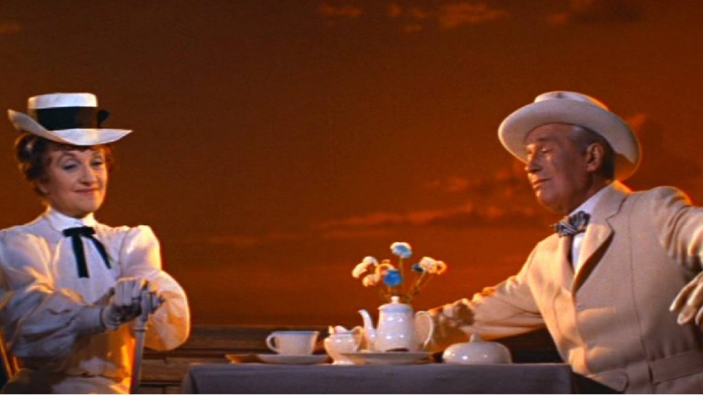 gigi x tommy hilfiger