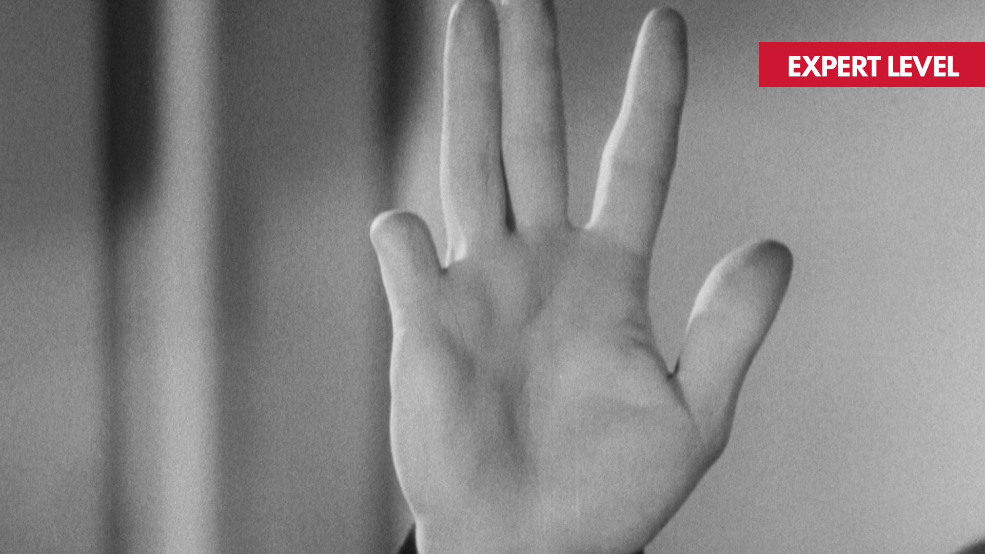 THE 39 STEPS film still of a hand missing the pinky finger