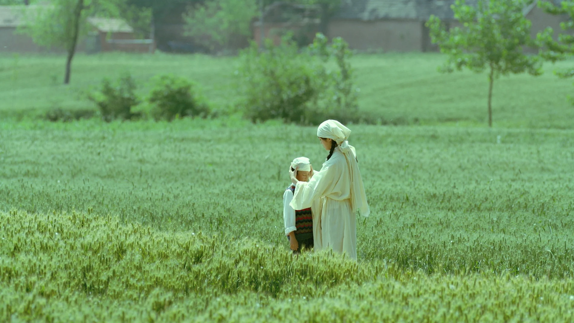 LIVING THE LAND (SHENG XI ZHI DI)